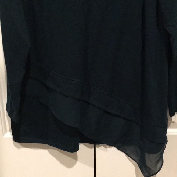 Dark green asymmetrical top - Picture 2 of 5